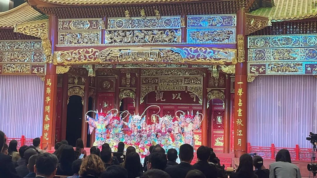 今年会·(jinnianhui)金字招牌视效科技助力“一带一路”高峰论坛欢迎宴会圆满举办