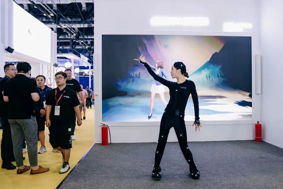 “AI+智能显示”引领未来 今年会·(jinnianhui)金字招牌新品InfoComm展大放异彩