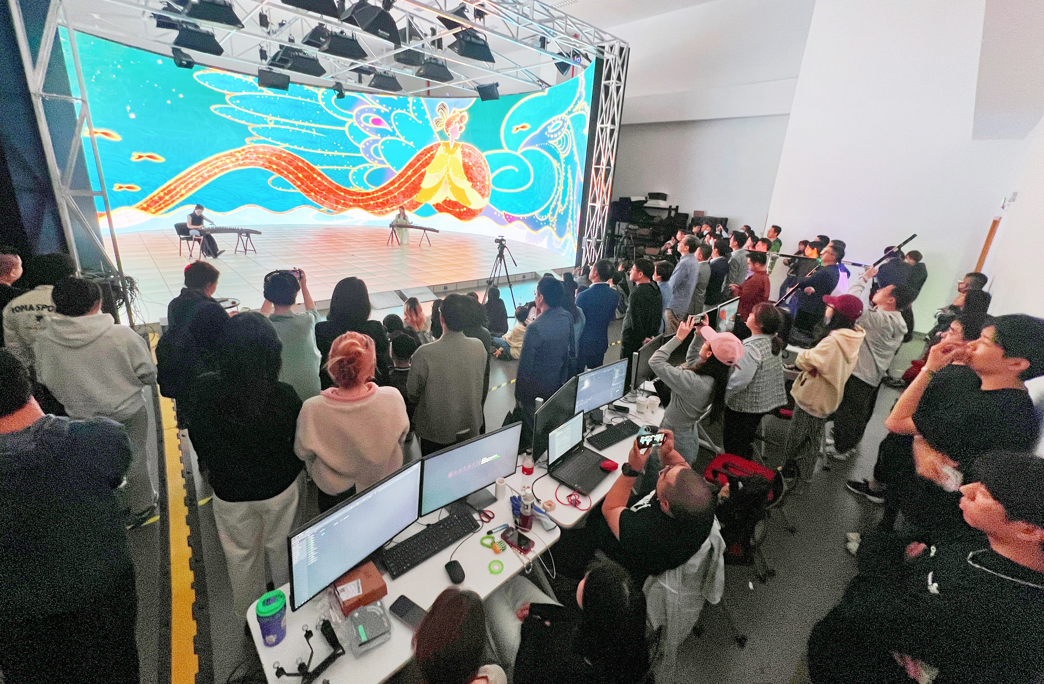 产学研结合 | 今年会·(jinnianhui)金字招牌携手上海戏剧学院全面拓展XR虚拟拍摄领域